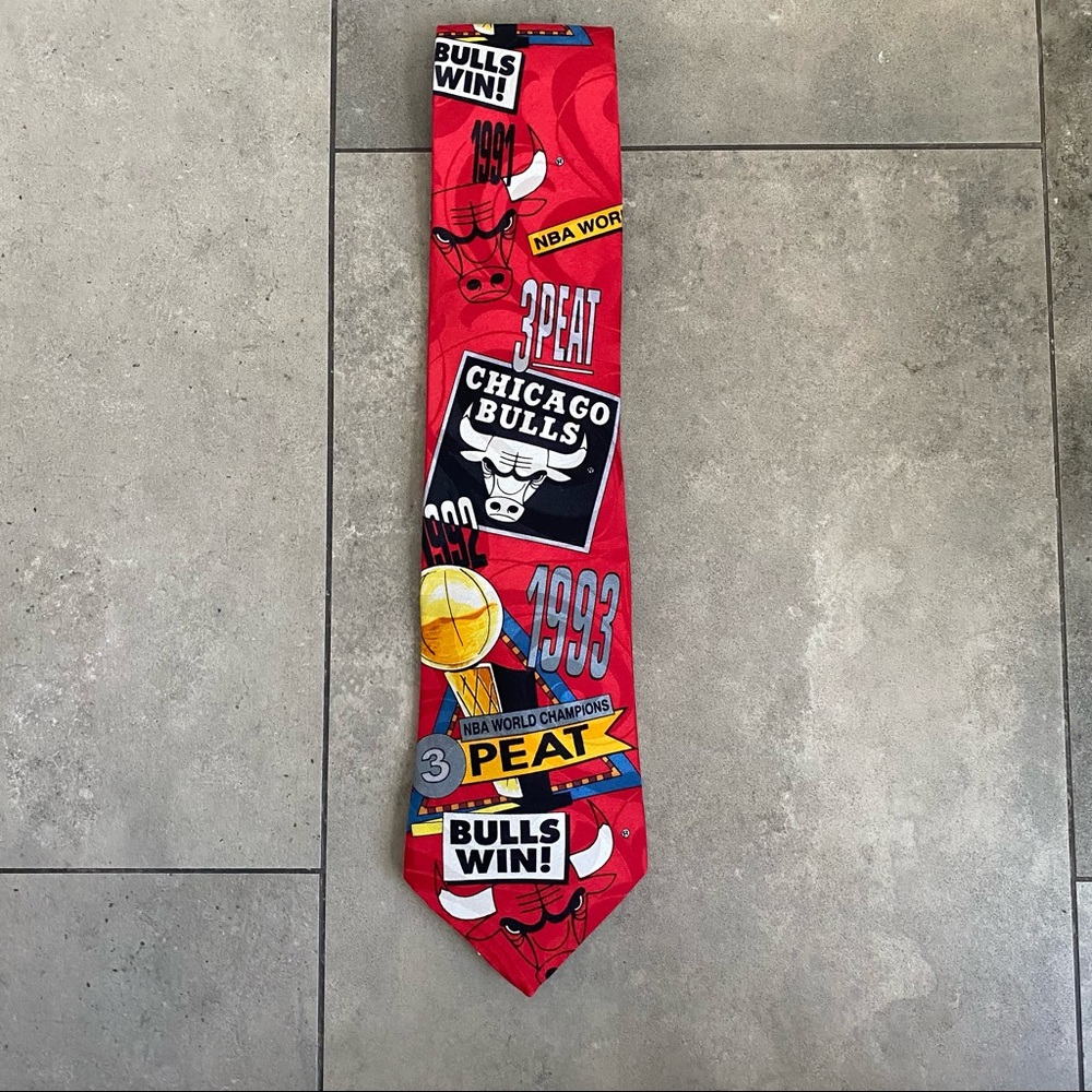 Vintage RM Sport chicago bulls basketball men’s tie Michael Jordan Scottie